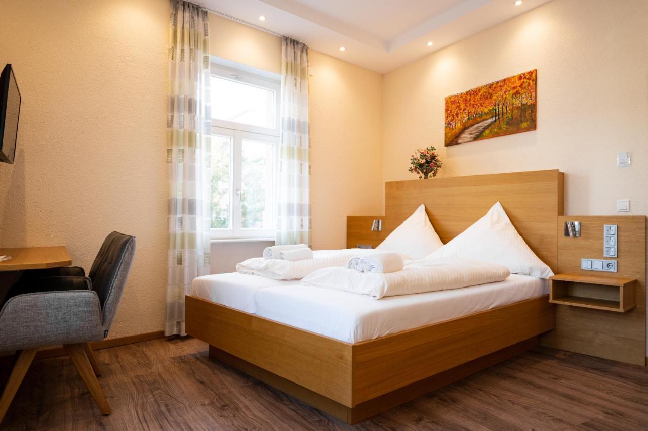 Gasthause Zur Krone Hotel Leimen  Exteriör bild